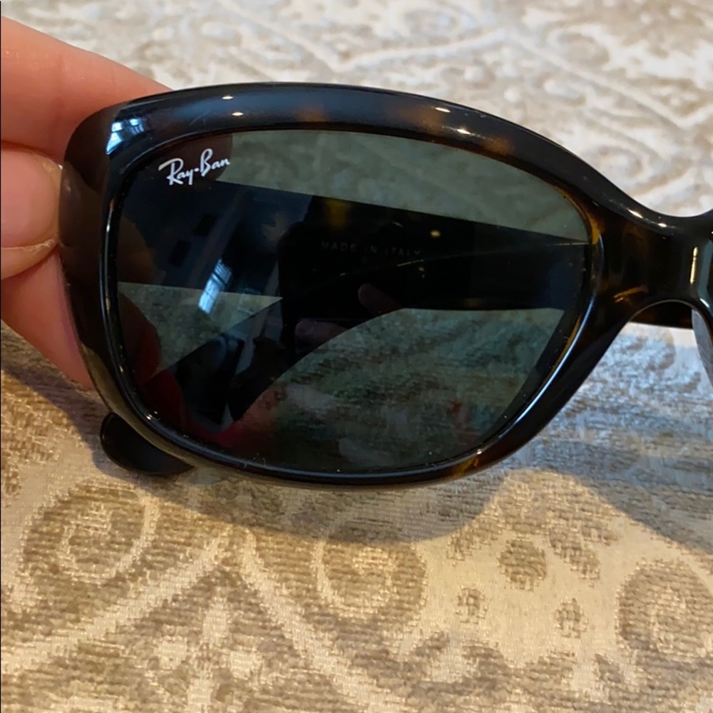 Ray Ban Sunglasses - Picture 2 of 7
